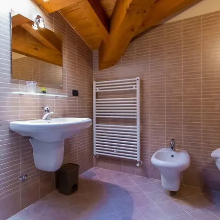 Apartment Tulipani 11 Tremezzo